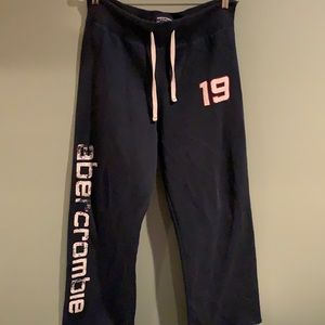 Abercrombie athletics boys SIZE XL extra large blue white sweatpants joggers 19
